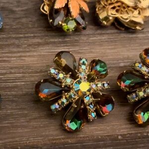 True Vintage Juliana Earrings Dark Watery Rainbow Mermaid Aurora Flower Burst